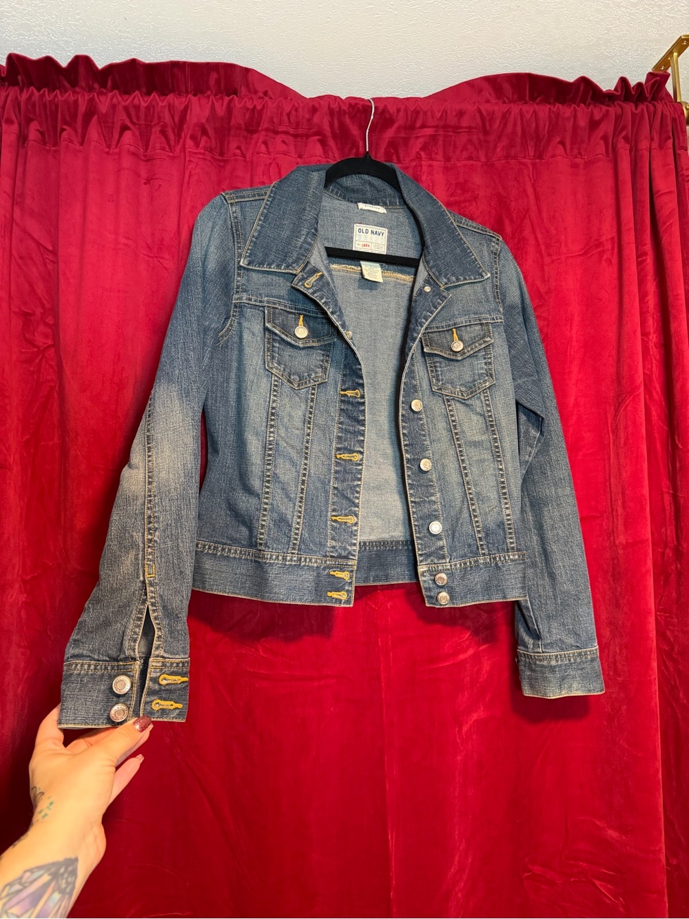 Old Navy Women's Medium Blue Denim Jacket